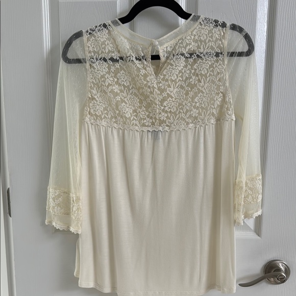 Express Cream Pleated Embellished Blouse - Picture 4 of 7